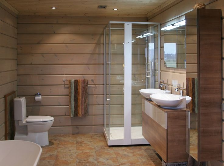 Душевая кабина в интерьере маленькой ванной комнаты