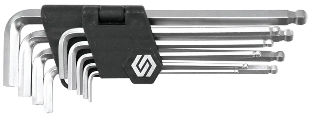 Молоток и отвёртки — обязательные инструменты в доме