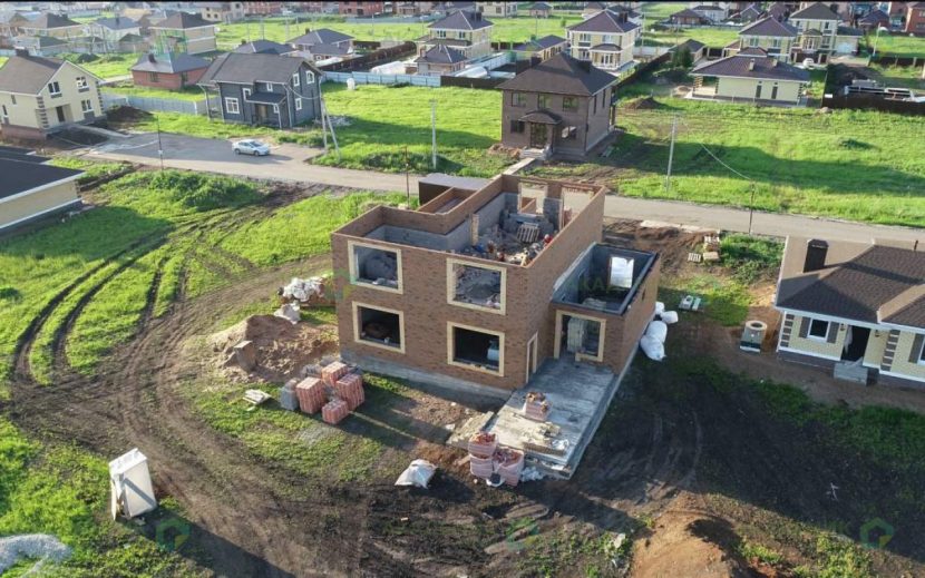 Будинок у передмісті Києва